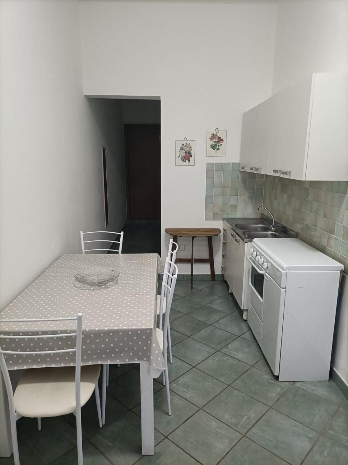 Casa Martina Lägenhet Santa Maria al Bagno Exteriör bild